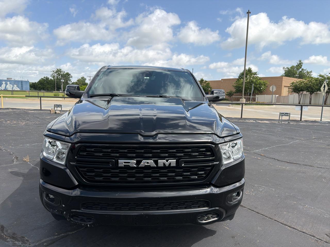 RAM 1500 Big Horn 4x2 Crew Cab 5'7" Box 2024