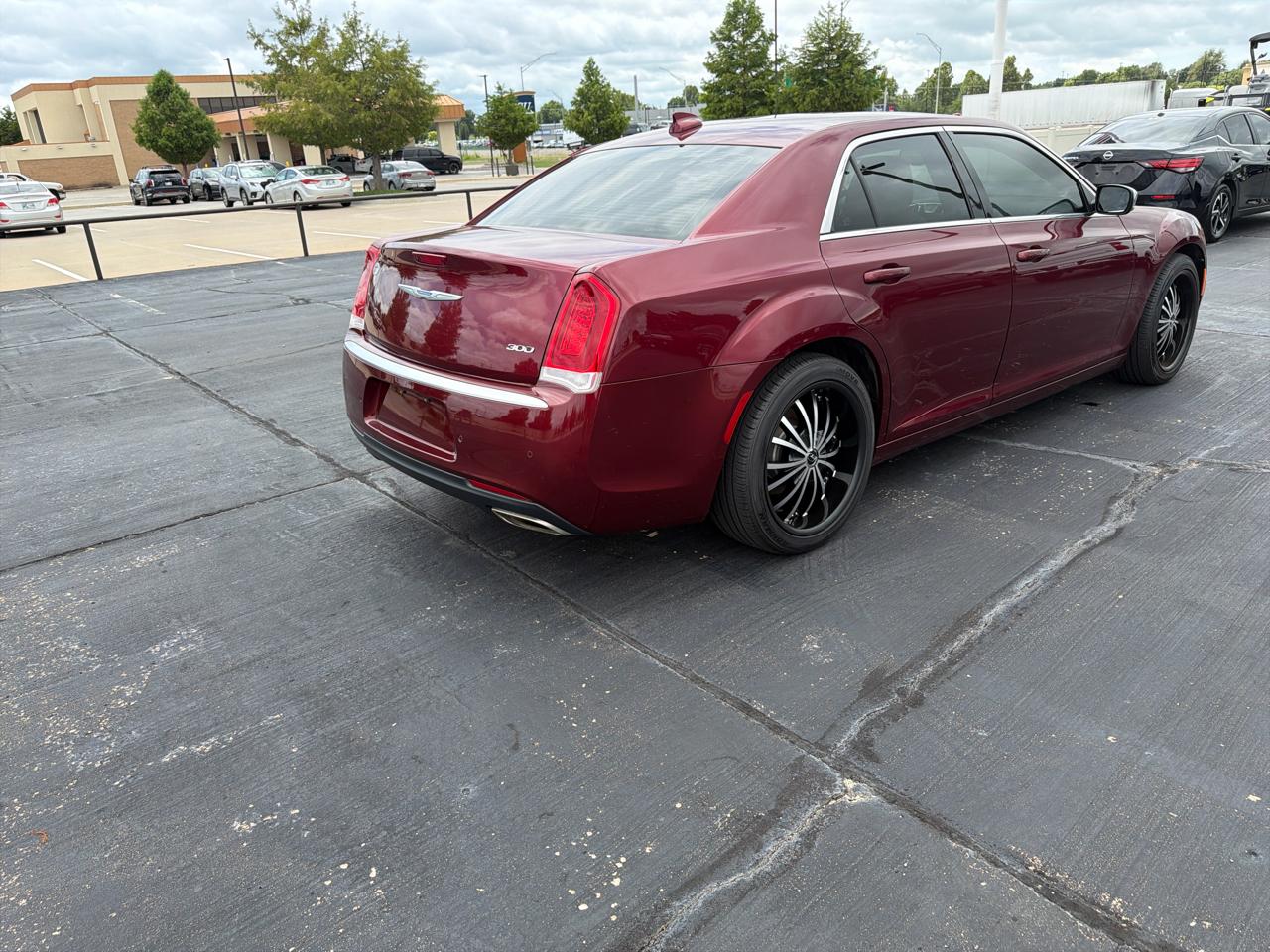 Chrysler 300 Touring L RWD 2021