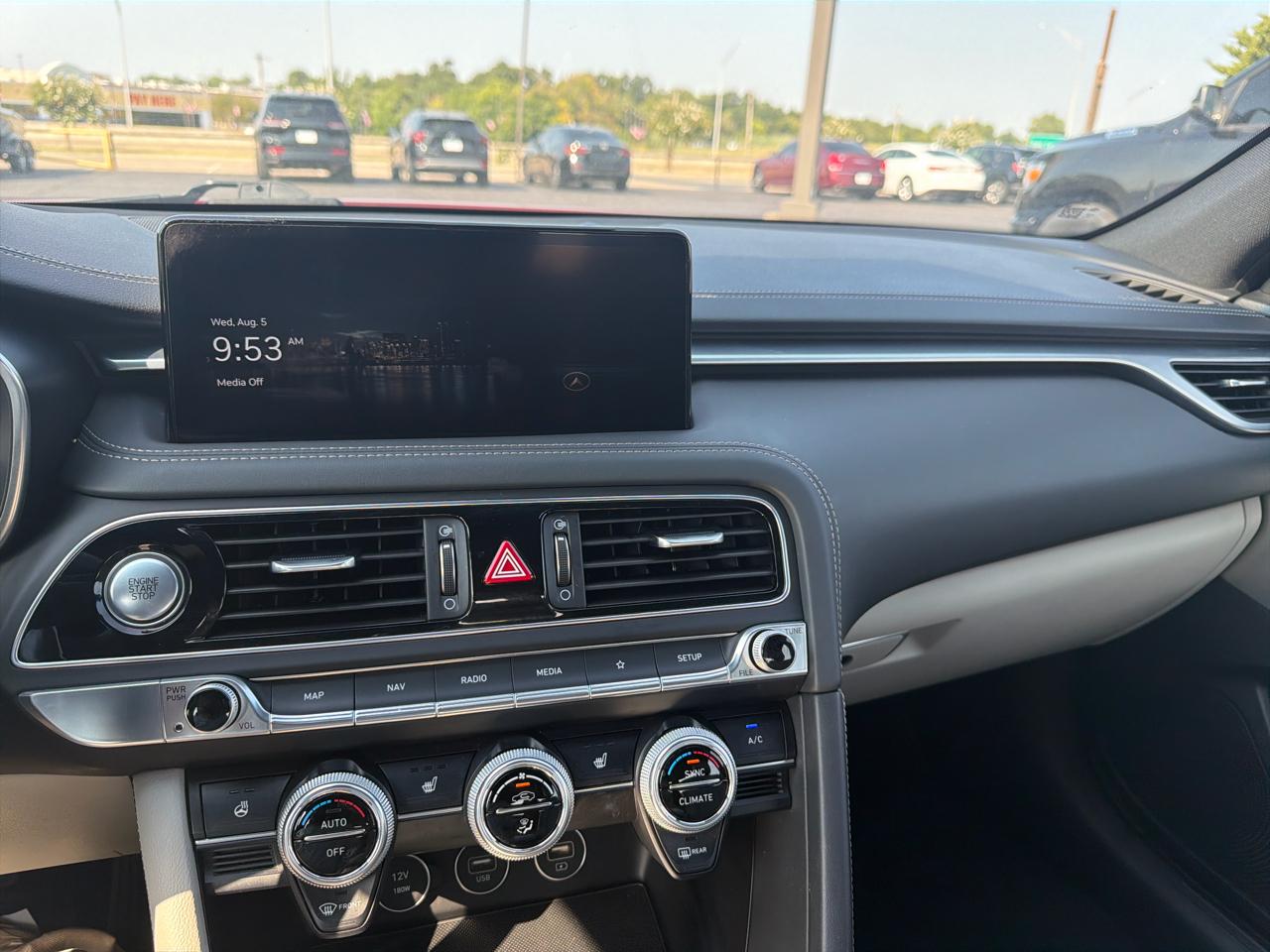 Genesis G70 2.0T AWD 2023