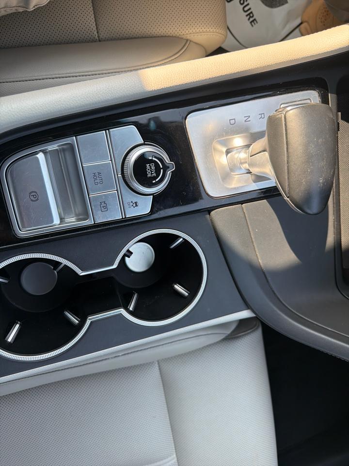 Genesis G70 2.0T AWD 2023