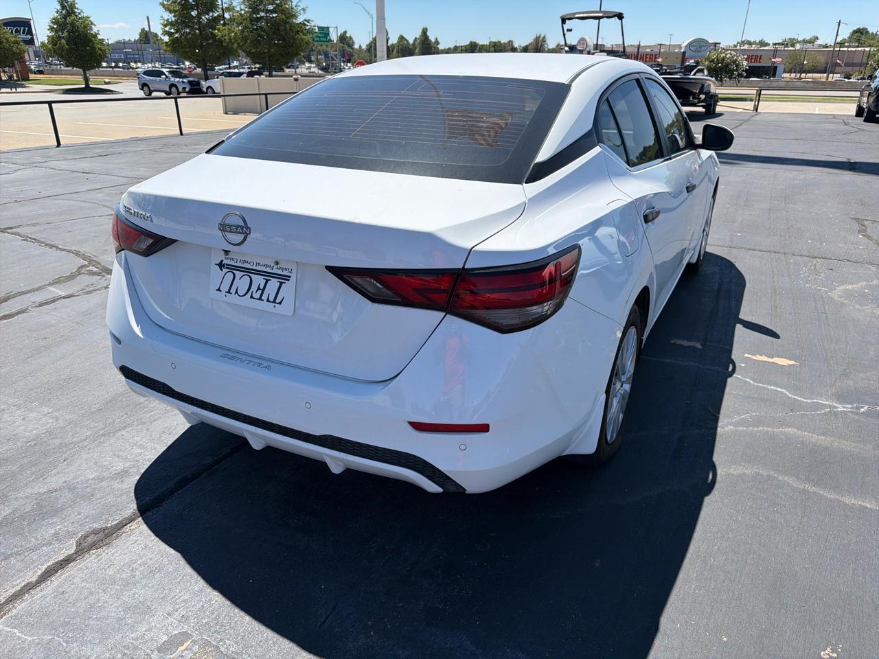 Nissan Sentra S CVT 2024