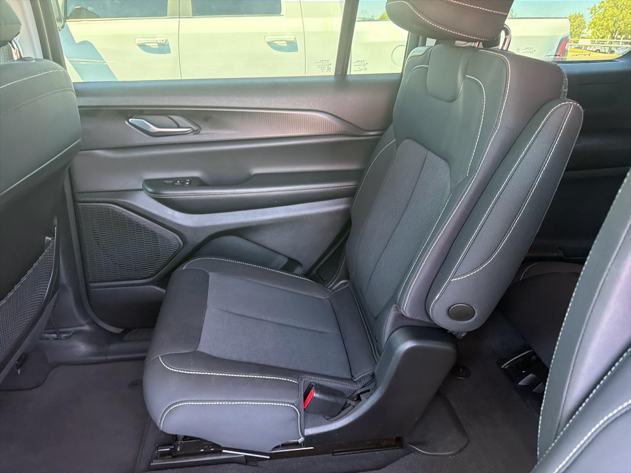 Jeep Grand Cherokee L Laredo 4x4 2023