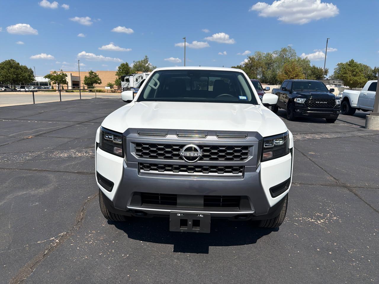 Nissan Frontier Crew Cab 4x4 SV 2026