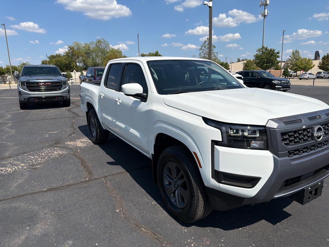 Nissan Frontier Crew Cab 4x4 SV 2026