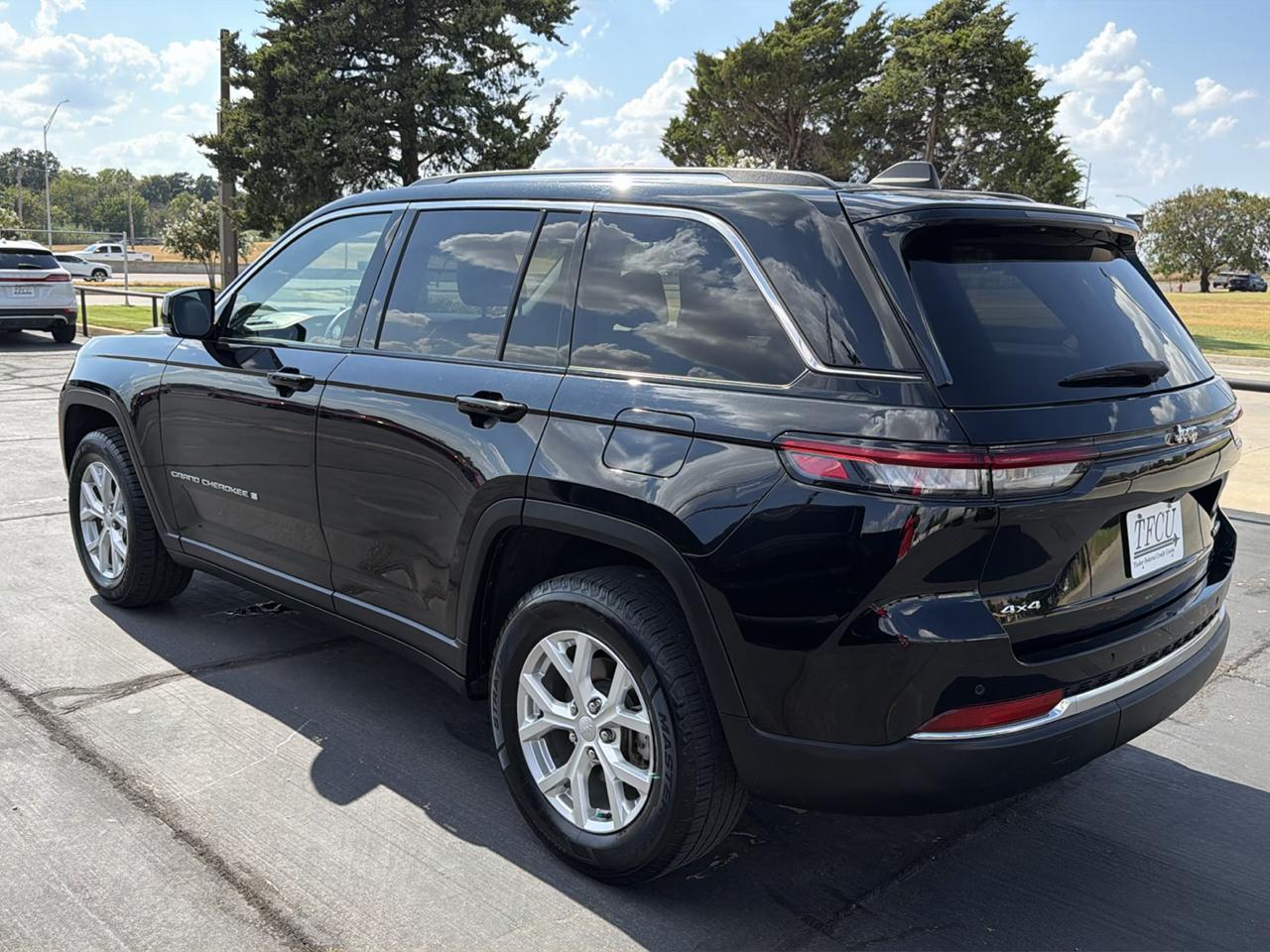 Jeep Grand Cherokee Limited 4x4 2023