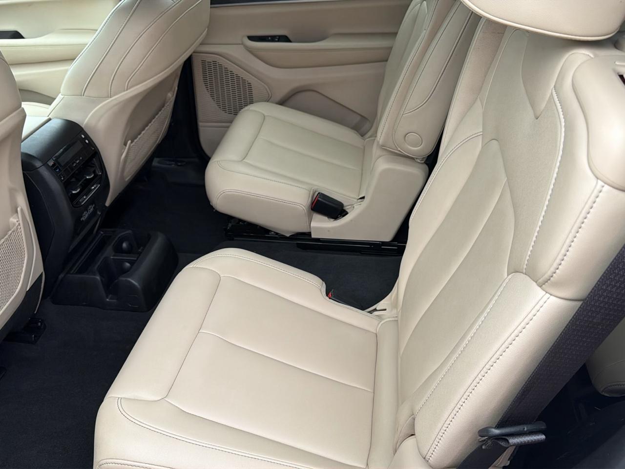 Jeep Grand Cherokee L Limited 4x4 2025