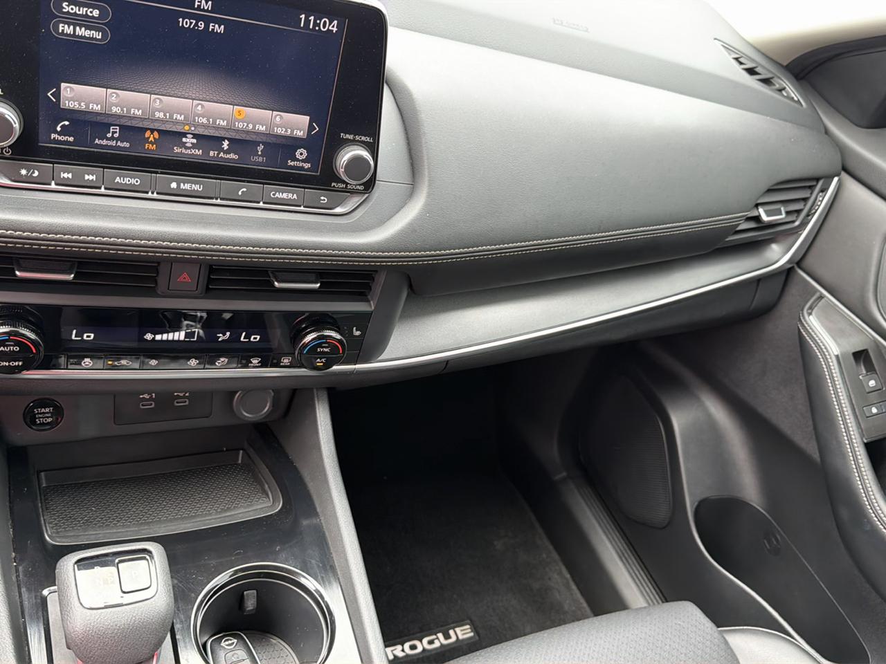 Nissan Rogue FWD SV 2024