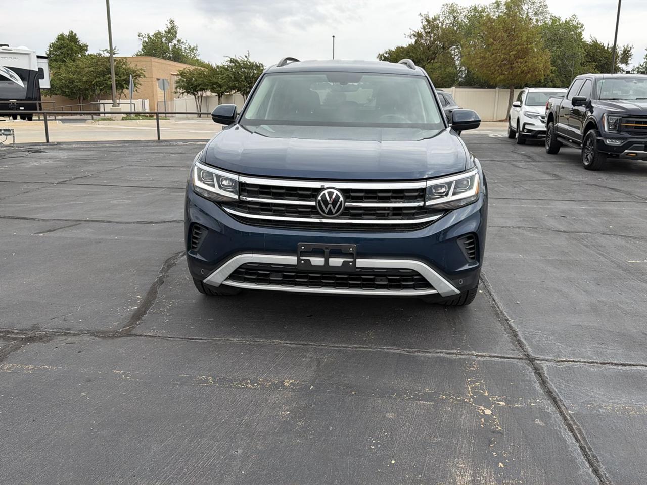 Volkswagen Atlas 3.6L V6 SE w/Technology FWD 2022