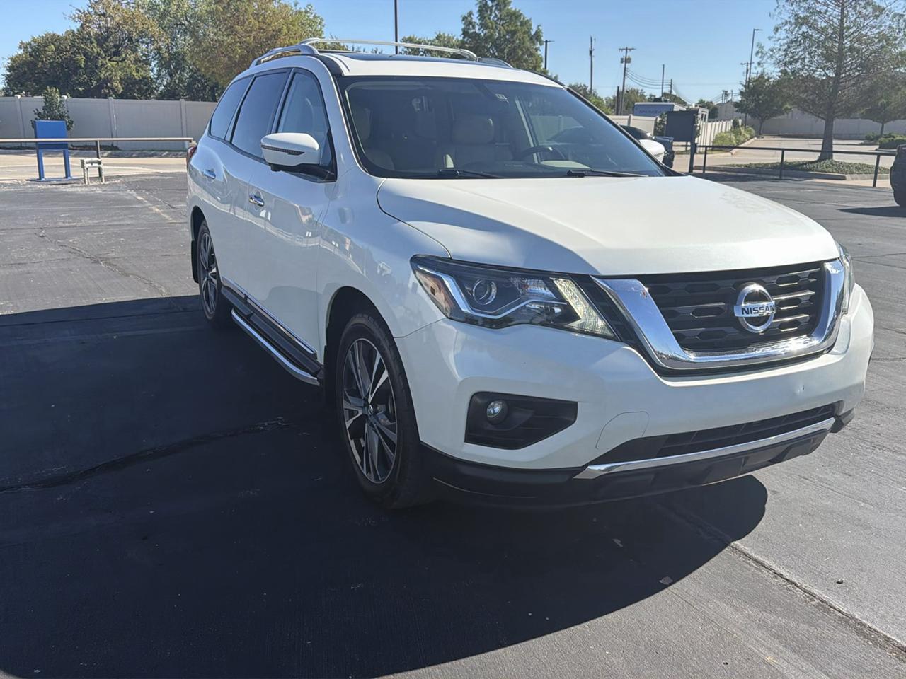 Nissan Pathfinder 4x4 Platinum 2020