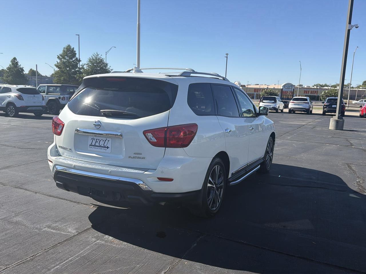 Nissan Pathfinder 4x4 Platinum 2020