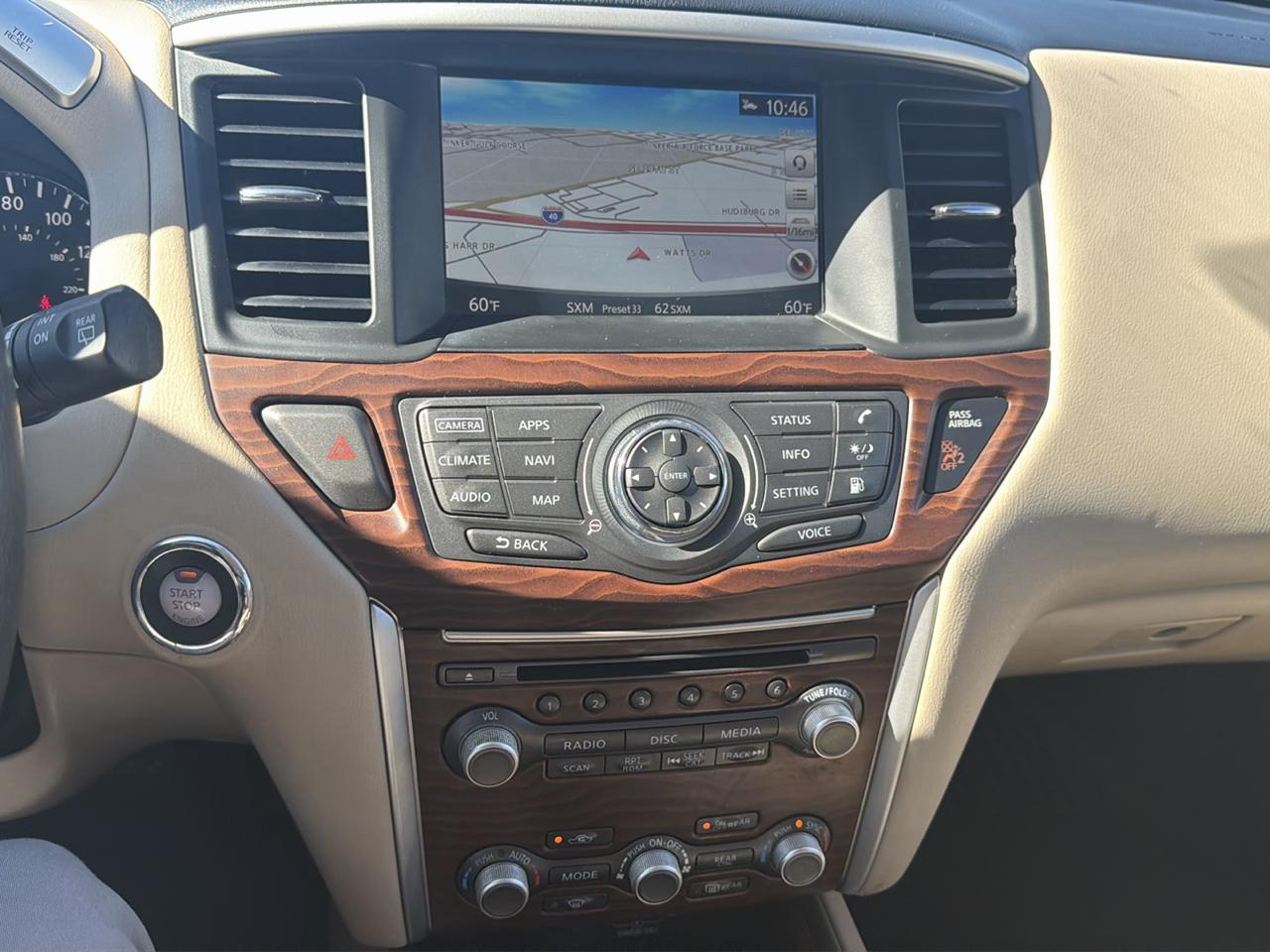 Nissan Pathfinder 4x4 Platinum 2020