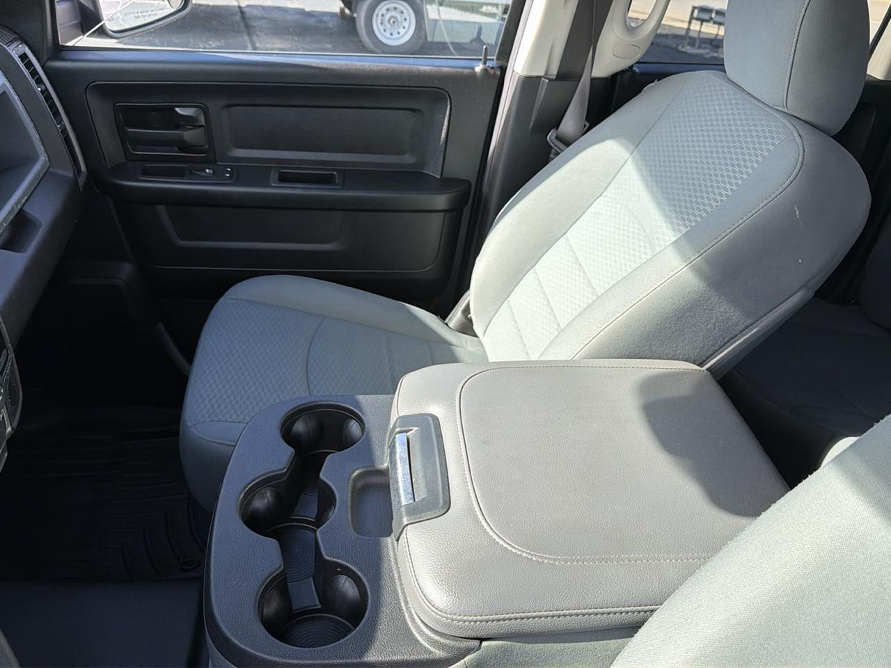 RAM 1500 Classic Tradesman 4x2 Quad Cab 6'4" Box 2019