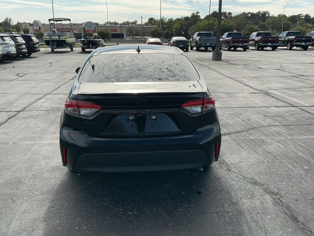 Toyota Corolla LE CVT (Natl) 2024