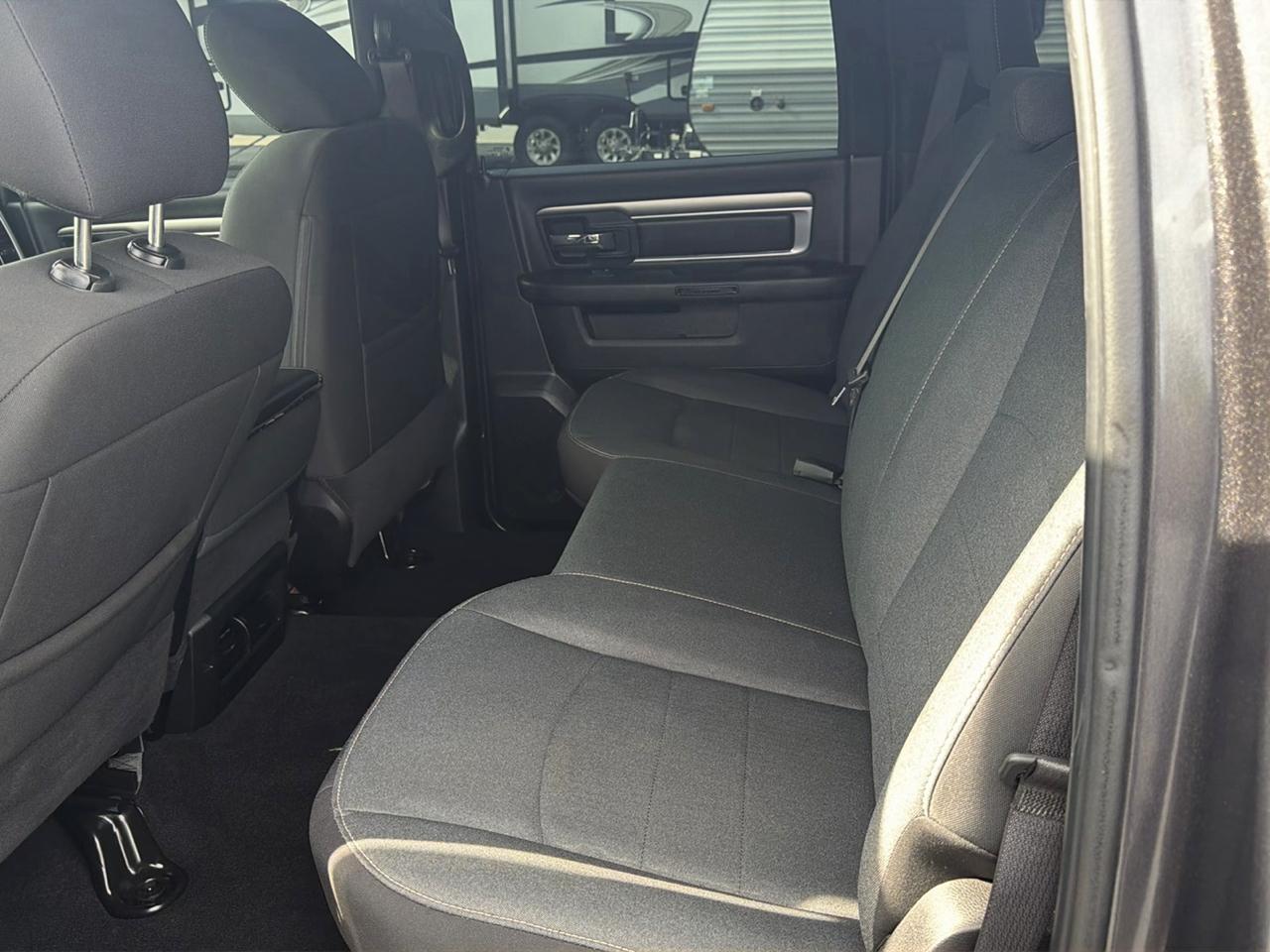 RAM 1500 Classic Warlock 4x2 Crew Cab 5'7" Box 2024