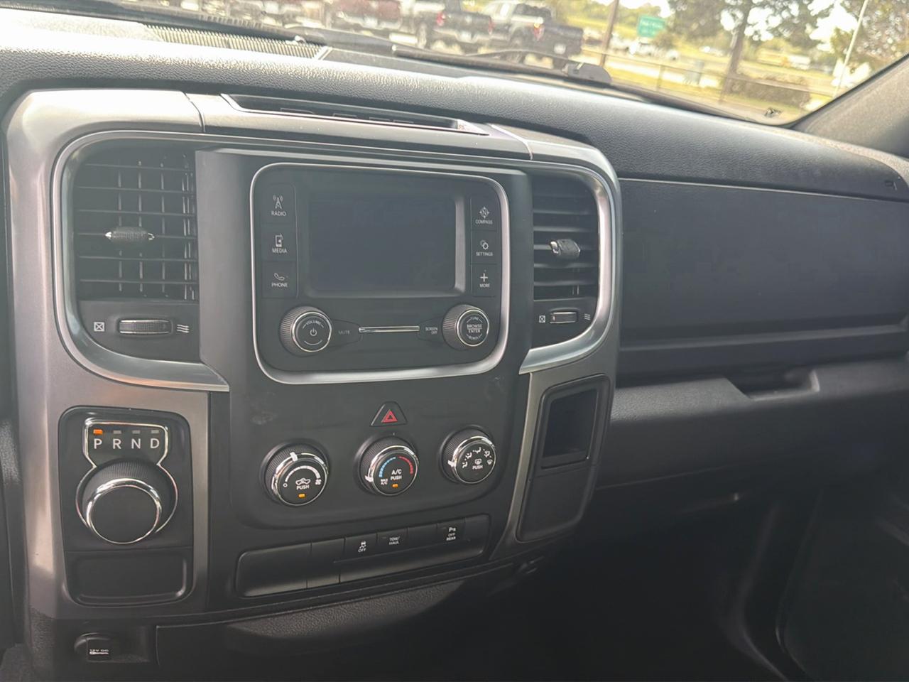 RAM 1500 Classic Warlock 4x2 Crew Cab 5'7" Box 2024
