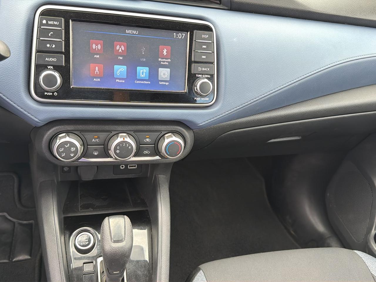 Nissan Versa SV CVT 2023