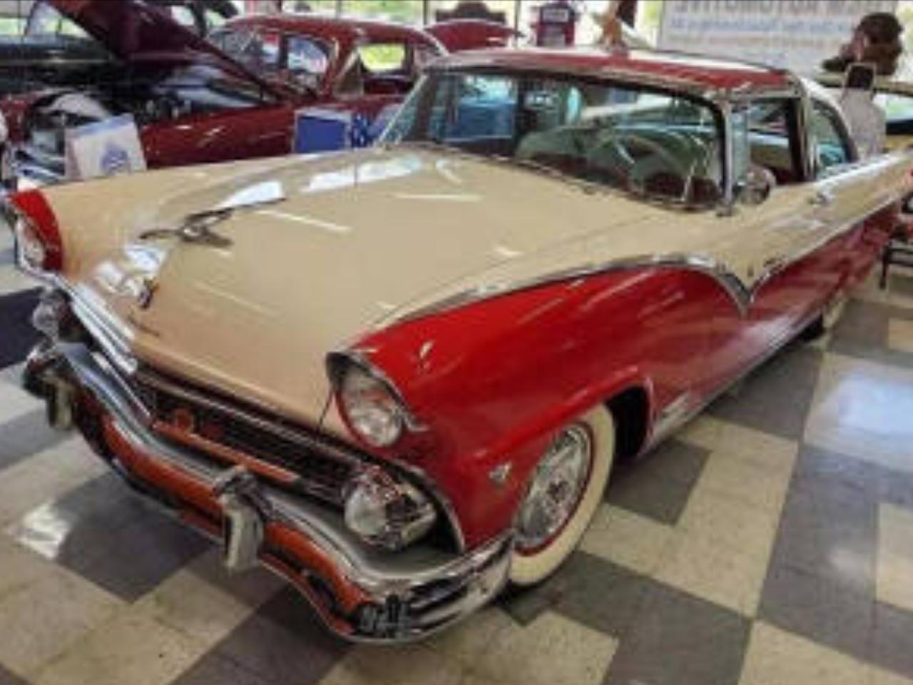 1955 Ford Crown Victoria 