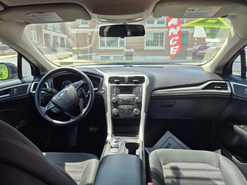 Ford Fusion SE 2019
