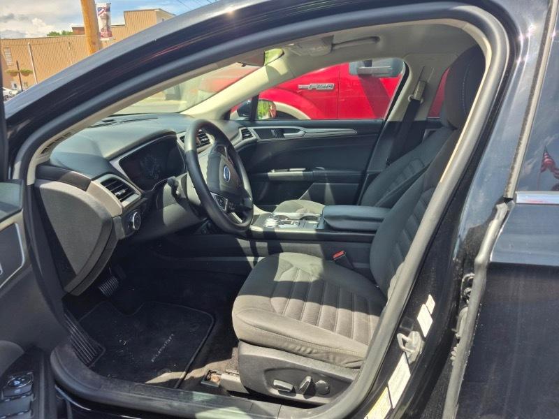 Ford Fusion SE 2019