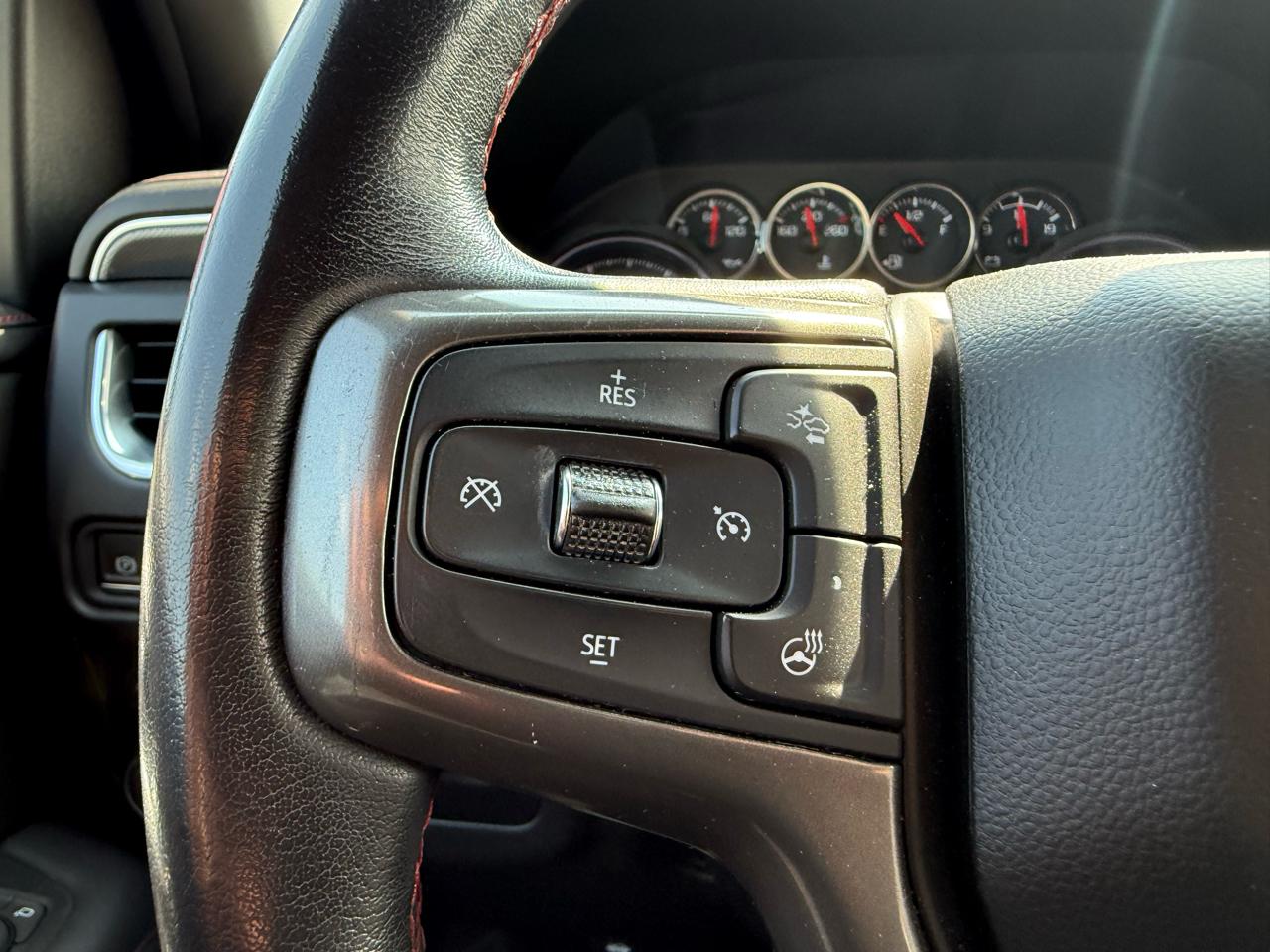 Chevrolet Tahoe 4WD 4dr RST 2021