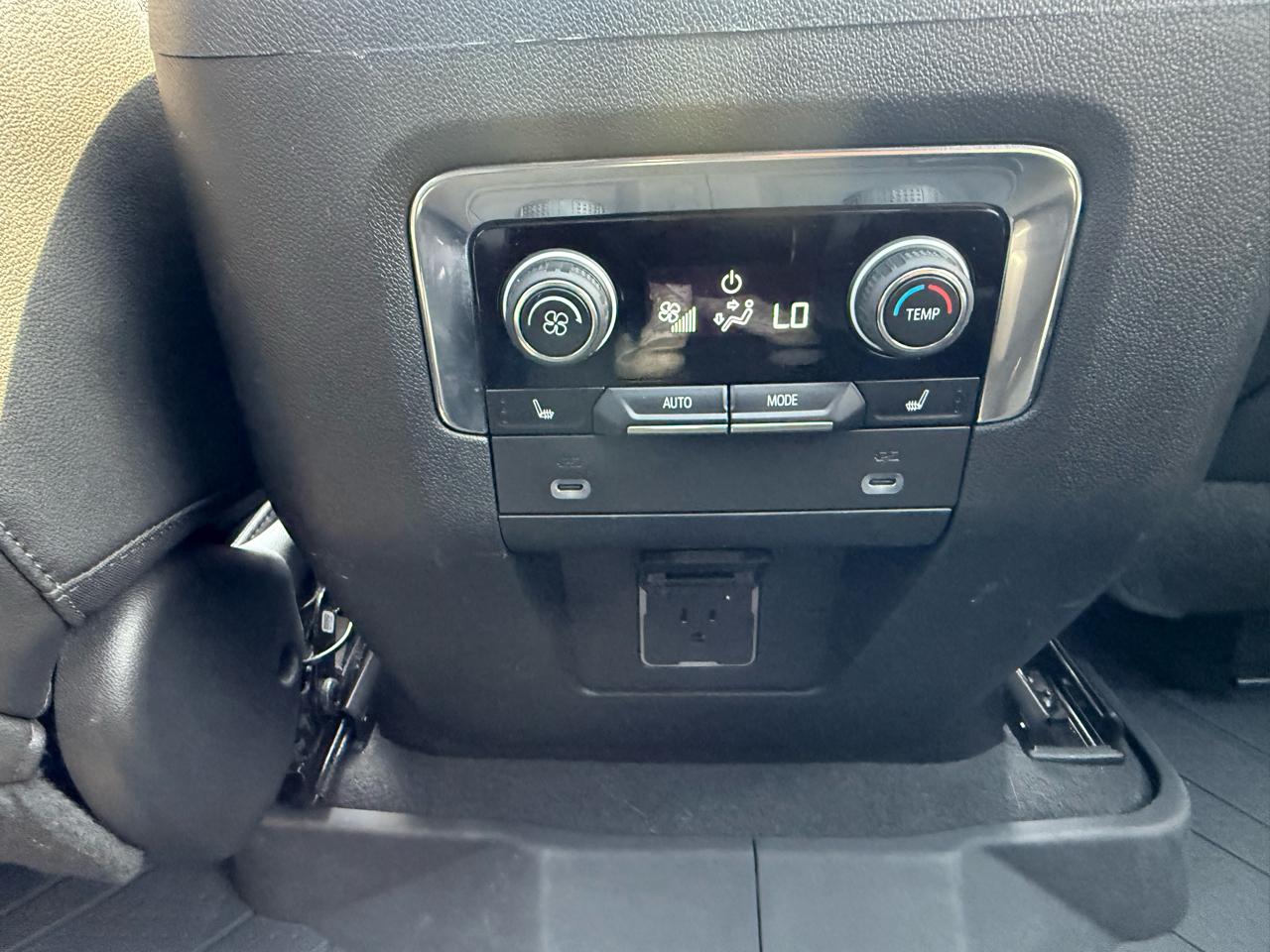 Chevrolet Tahoe 2WD 4dr LT 2022