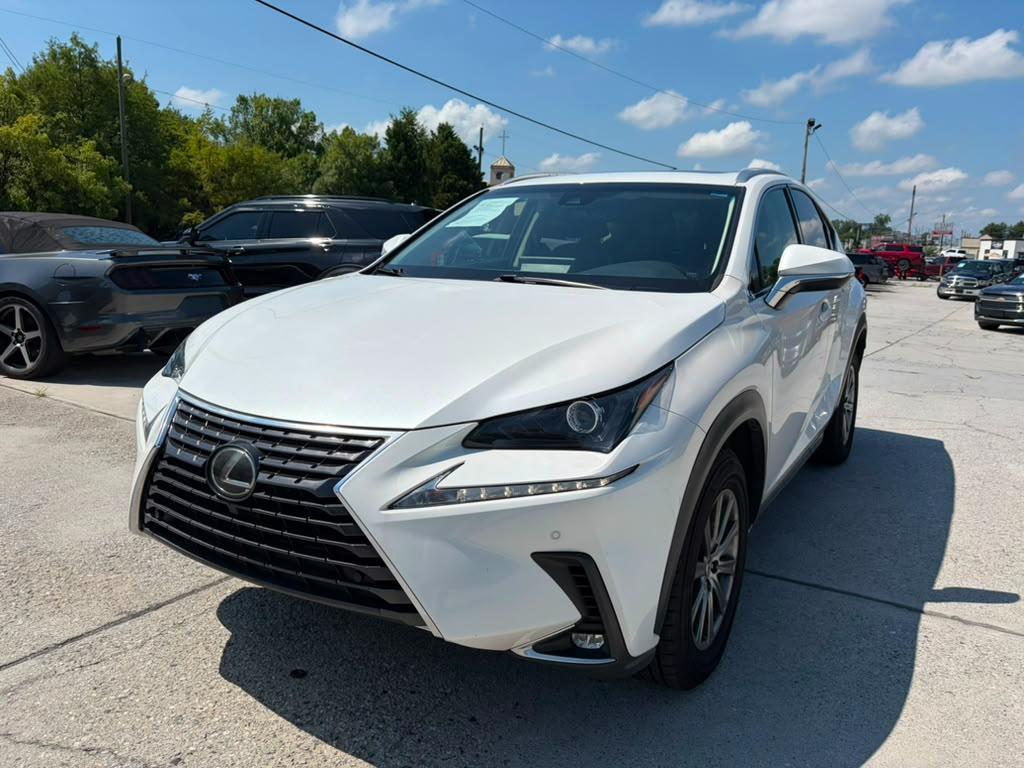 Lexus NX NX 300 FWD 2018
