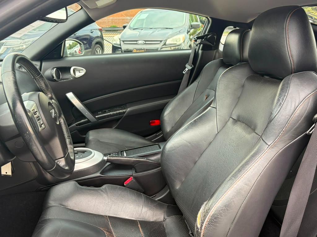 Nissan 350Z 2dr Cpe Touring Auto 2006