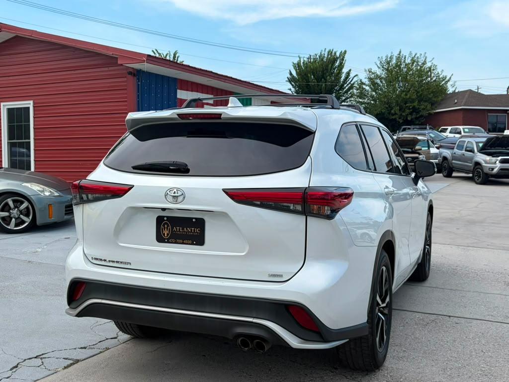 Toyota Highlander XSE FWD (Natl) 2022