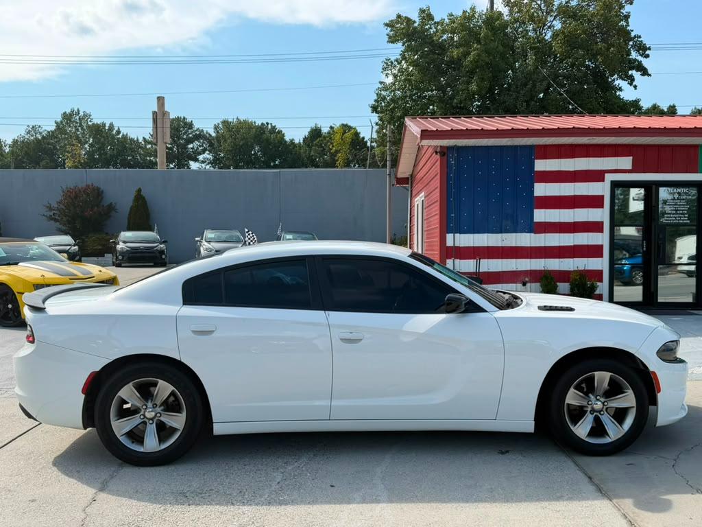 Dodge Charger SE RWD 2017