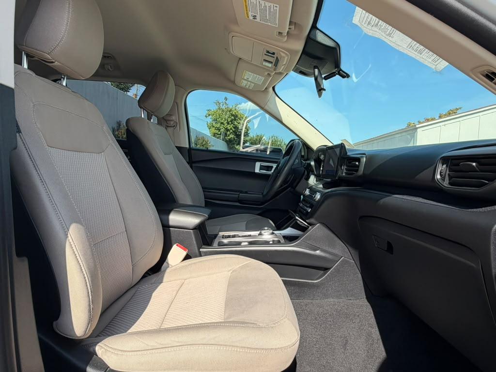 Ford Explorer Base RWD 2020