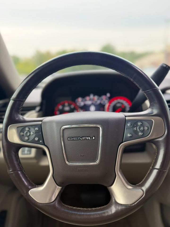 GMC Yukon 4WD 4dr Denali 2016