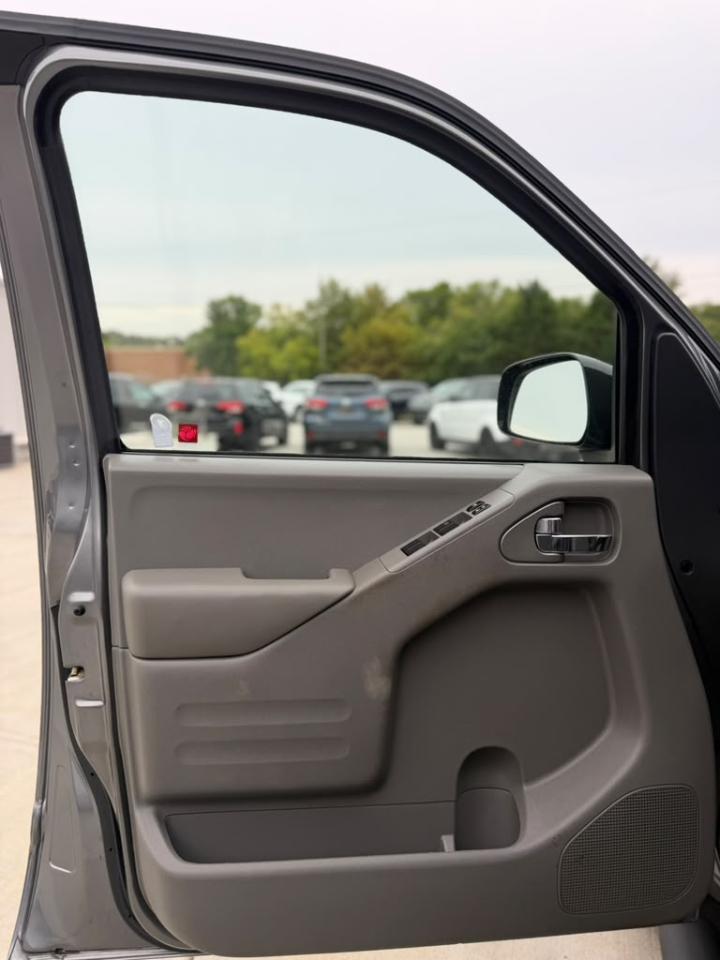 Nissan Frontier Crew Cab 4x4 SV Auto 2020