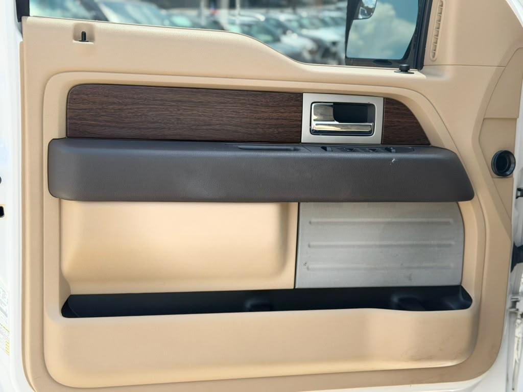 Ford F-150 2WD SuperCrew 145" King Ranch 2014