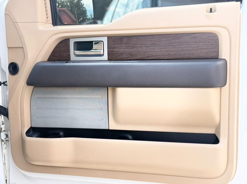 Ford F-150 2WD SuperCrew 145" King Ranch 2014