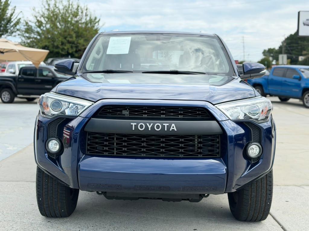 Toyota 4Runner SR5 Premium 2WD (Natl) 2018