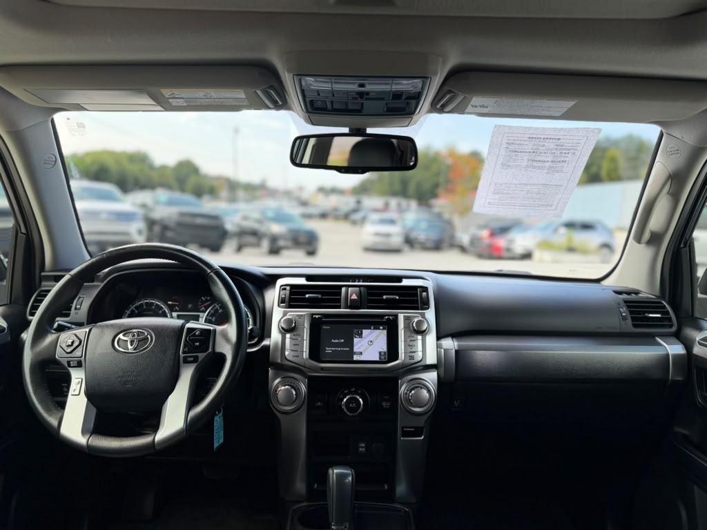 Toyota 4Runner SR5 Premium 2WD (Natl) 2018