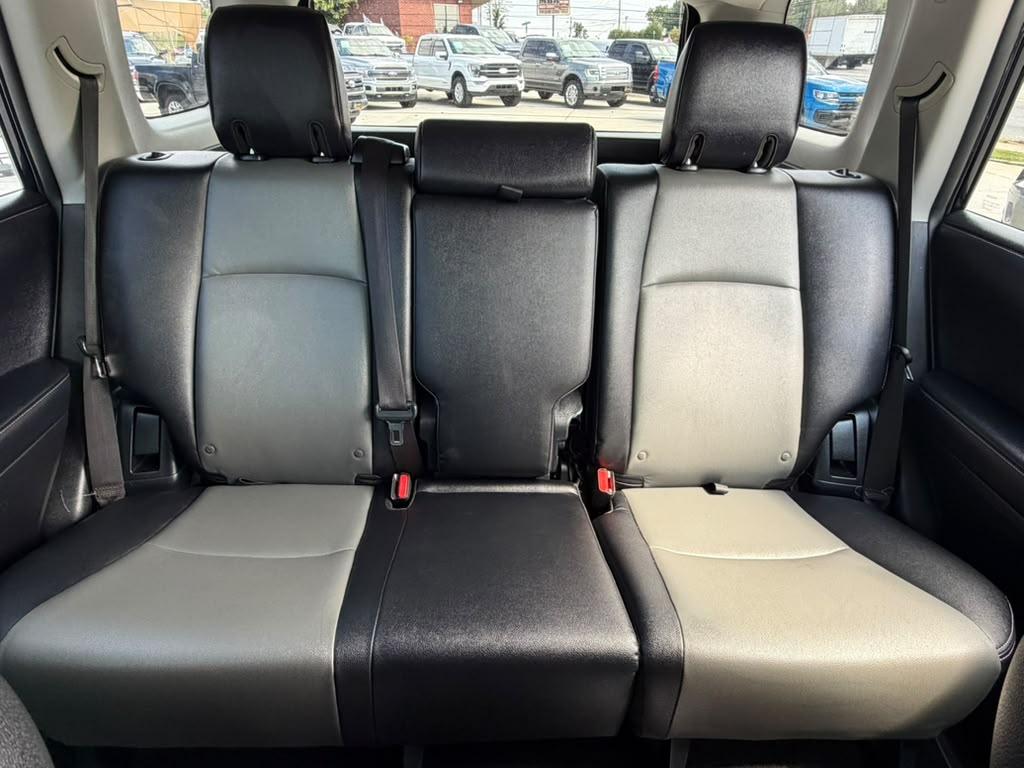 Toyota 4Runner SR5 Premium 2WD (Natl) 2018