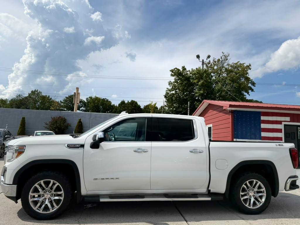 GMC Sierra 1500 Limited 4WD Crew Cab 147" SLT 2022