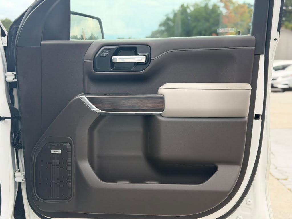 GMC Sierra 1500 Limited 4WD Crew Cab 147" SLT 2022