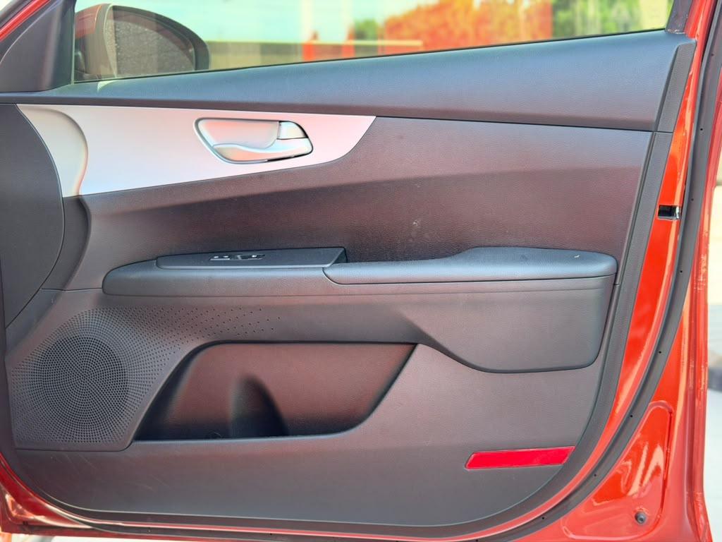 Kia Forte LXS IVT 2023