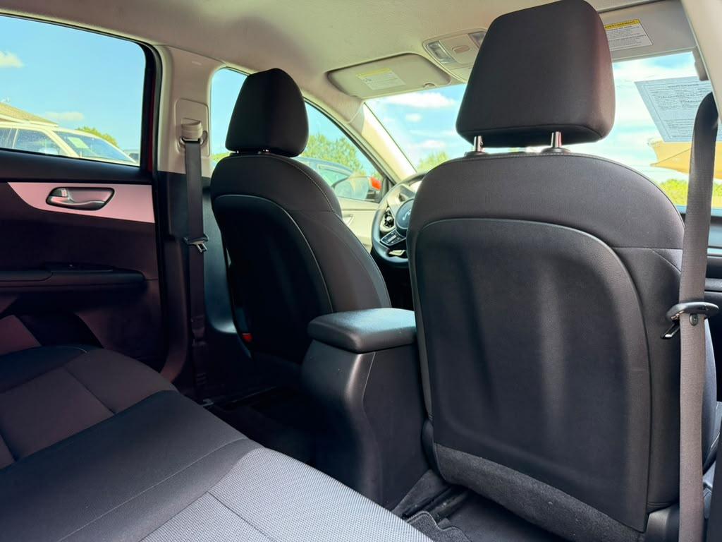 Kia Forte LXS IVT 2023