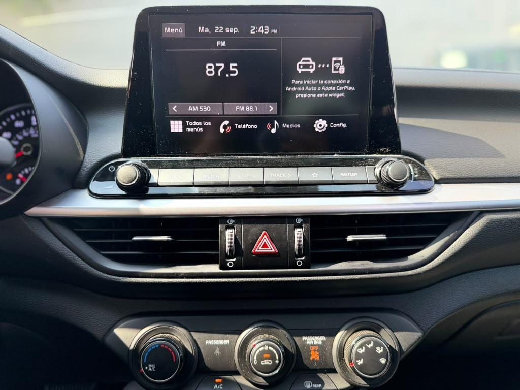 Kia Forte LXS IVT 2023