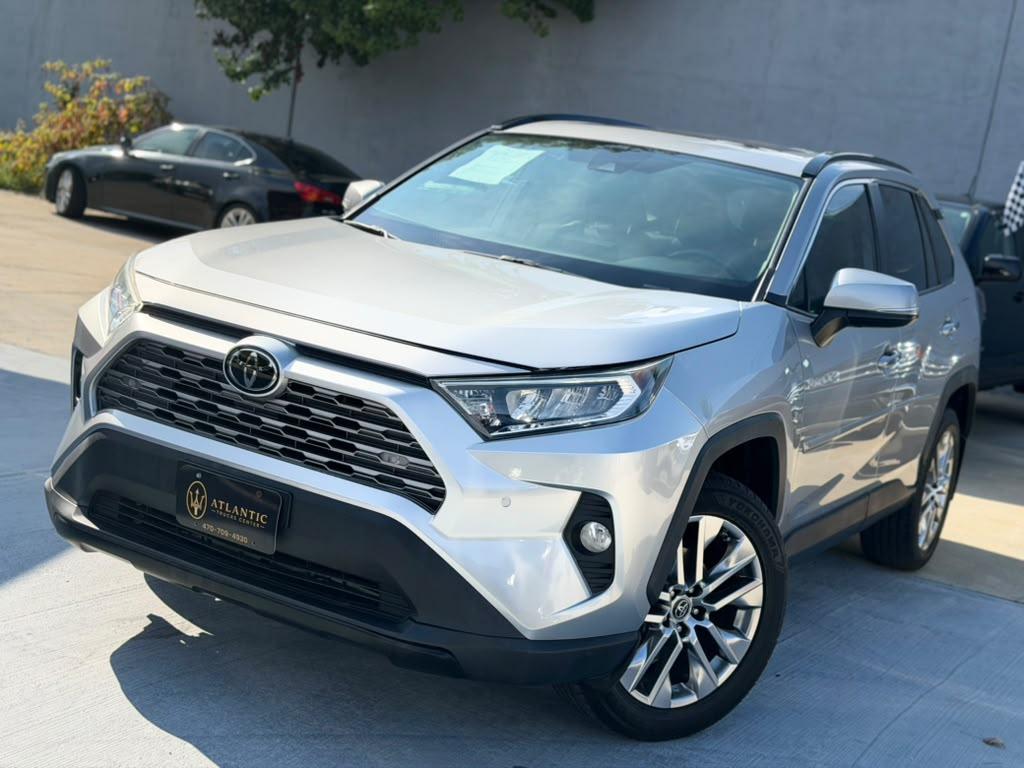 Toyota RAV4 Limited FWD (Natl) 2019