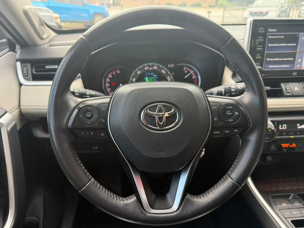 Toyota RAV4 Limited FWD (Natl) 2019
