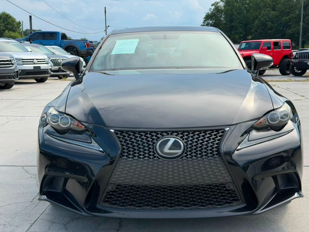 Lexus IS 200t 4dr Sdn 2016