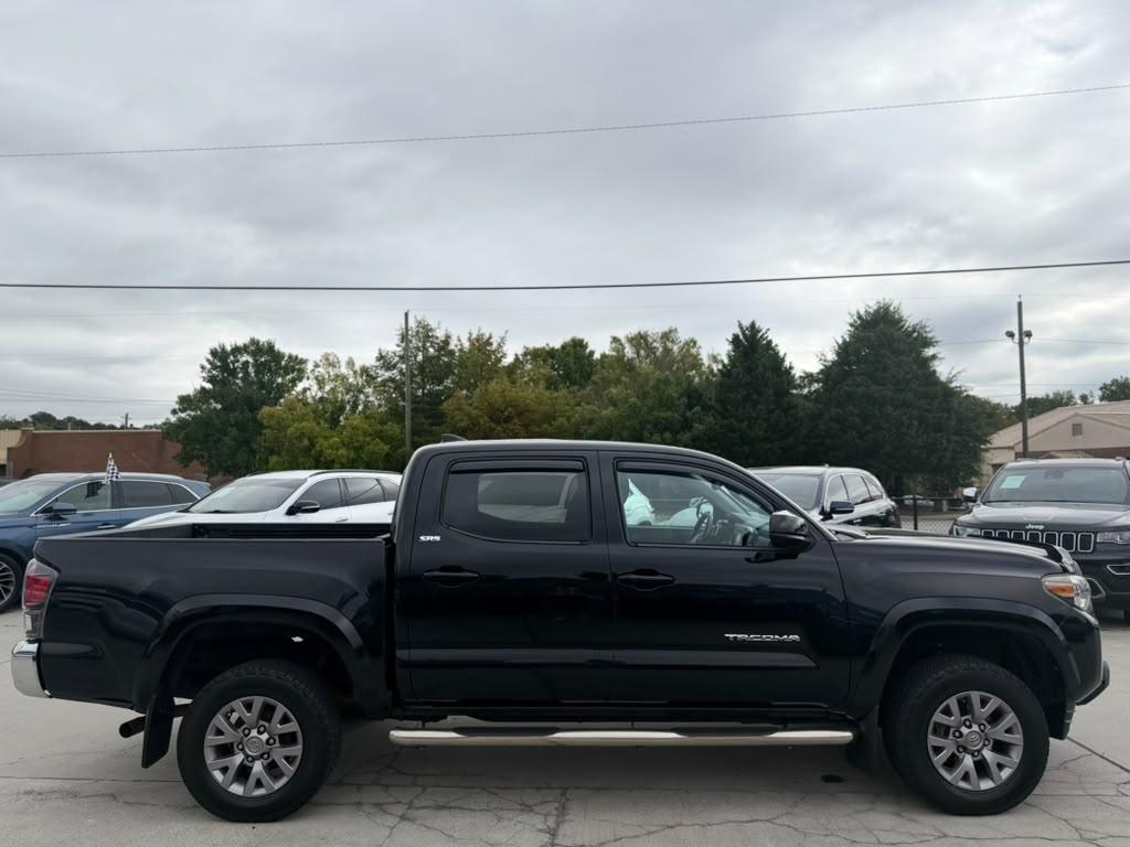 Toyota Tacoma TRD Off Road Double Cab 5' Bed V6 4x2 AT (Natl) 2017