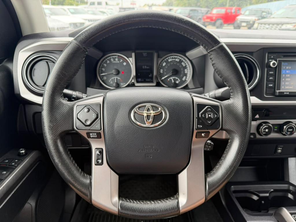Toyota Tacoma TRD Off Road Double Cab 5' Bed V6 4x2 AT (Natl) 2017