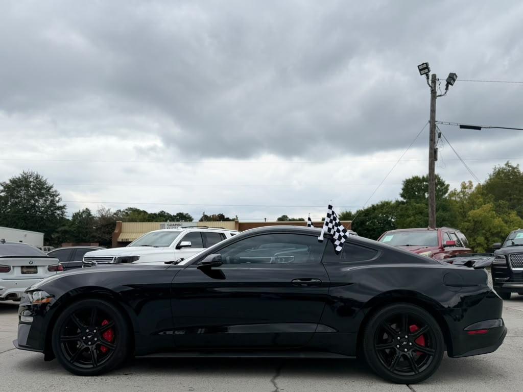 Ford Mustang EcoBoost Fastback 2018