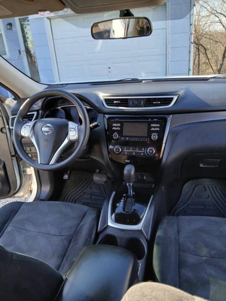 Nissan Rogue S 2WD 2016