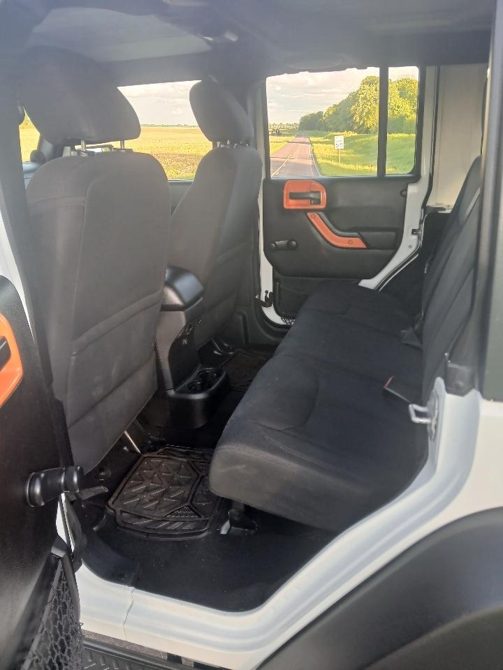 Jeep Wrangler Unlimited Sport 4WD 2014